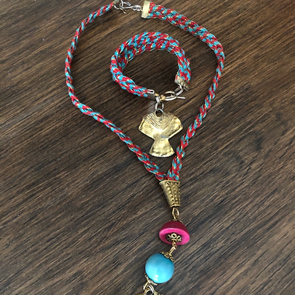Set of Necklace and Bracelet